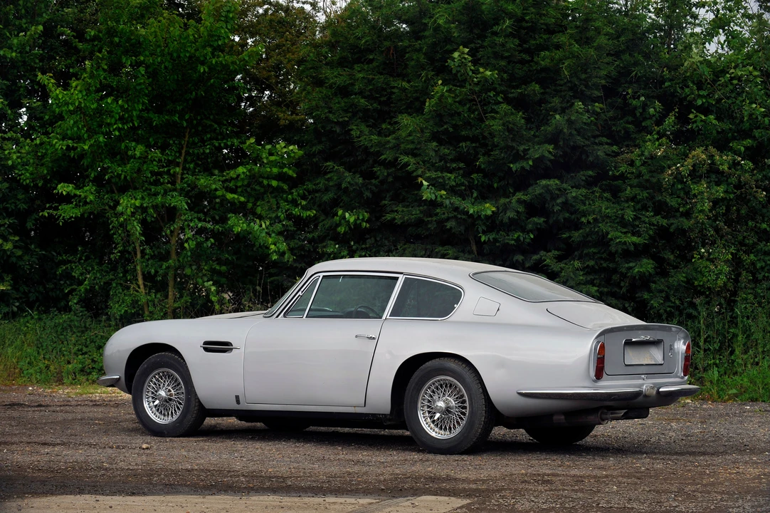 1967 Aston Martin DB6 - Image 4 of 8