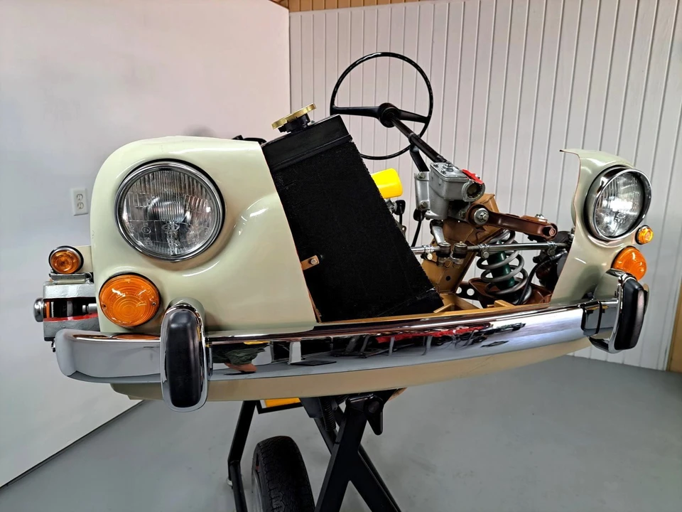 Parts & Memorabilia Scale Models - Image 2 of 9
