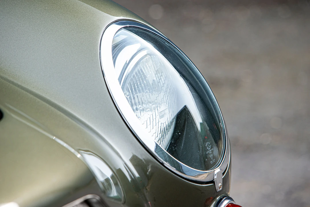 1971 Aston Martin DB6 Vantage - Image 13 of 31