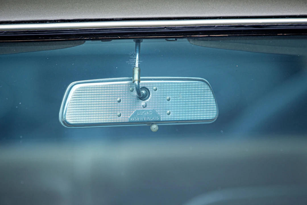 1971 Aston Martin DB6 Vantage - Image 17 of 31