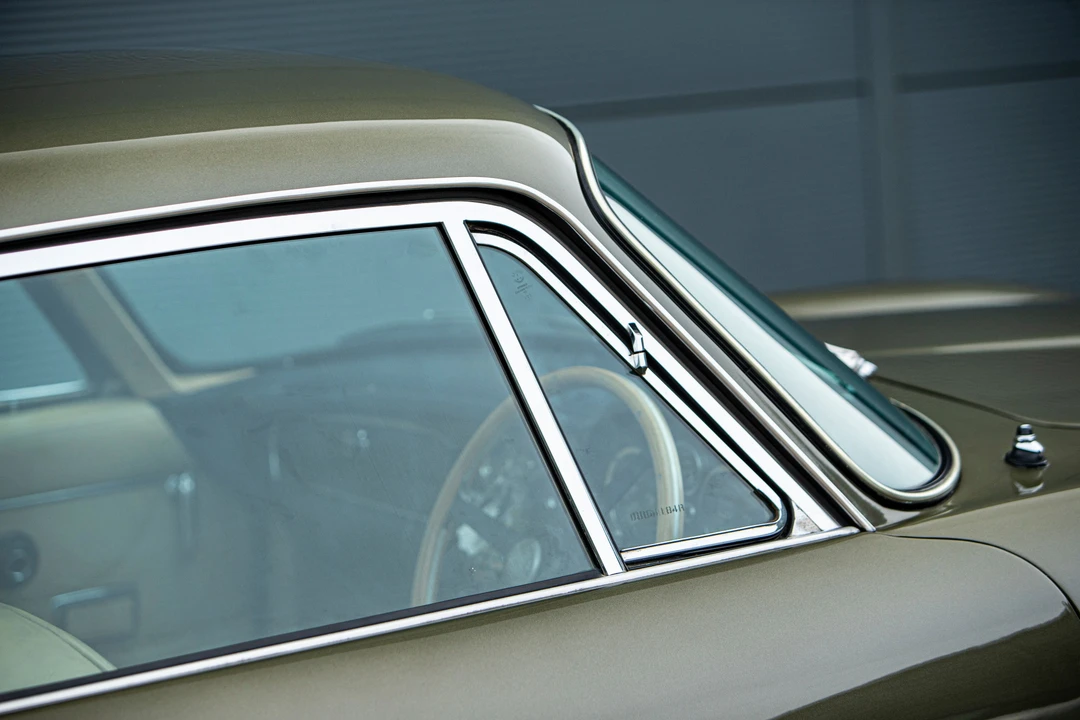 1971 Aston Martin DB6 Vantage - Image 16 of 31