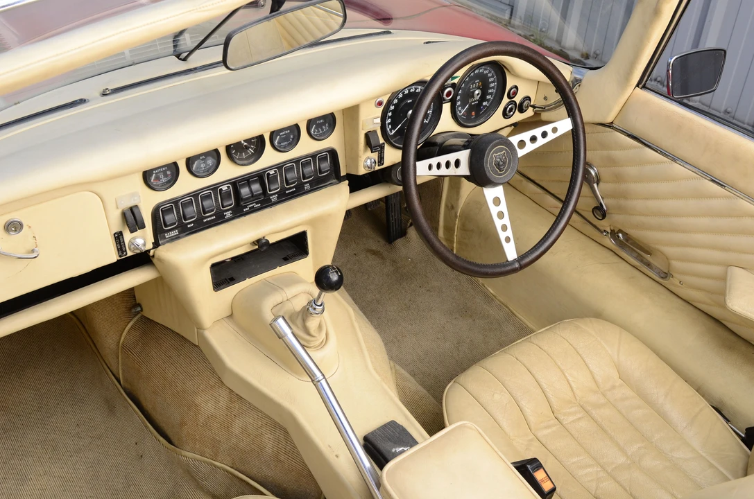 1971 Jaguar E-Type Series 3 V12 - Image 17 of 17