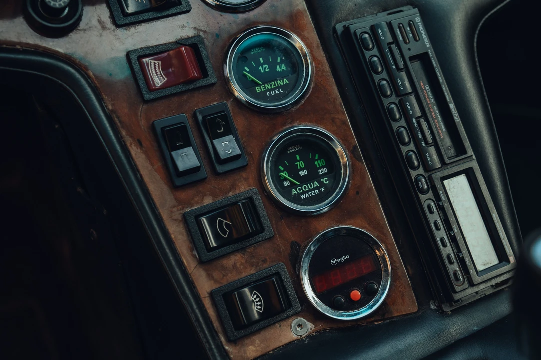 1984 DeTomaso Pantera - Image 14 of 27