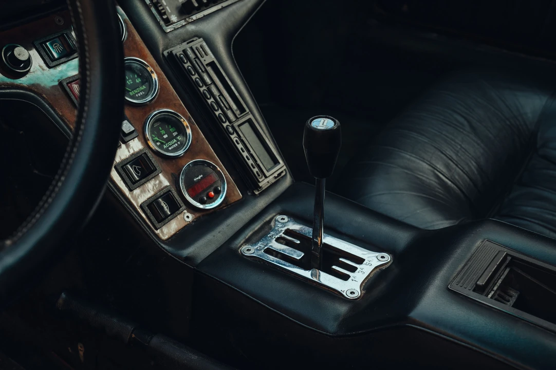 1984 DeTomaso Pantera - Image 12 of 27