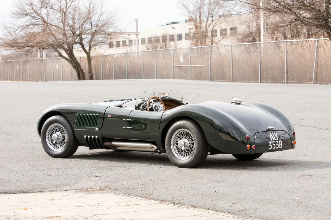 1990 Jaguar Replica - Image 2 of 31