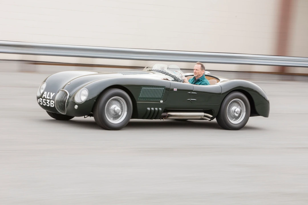 1990 Jaguar Replica - Image 8 of 31