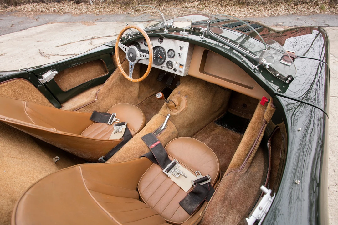 1990 Jaguar Replica - Image 22 of 31