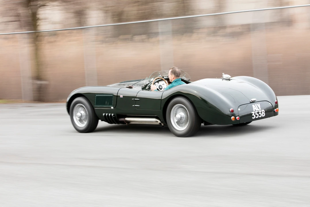 1990 Jaguar Replica - Image 6 of 31