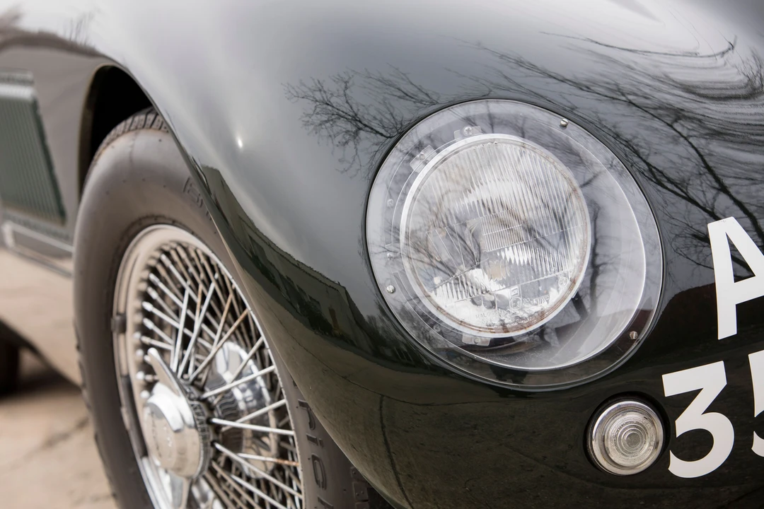 1990 Jaguar Replica - Image 29 of 31