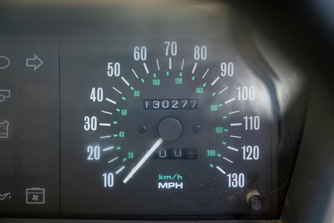 1990 Land Rover Range Rover Classic - Image 11 of 31