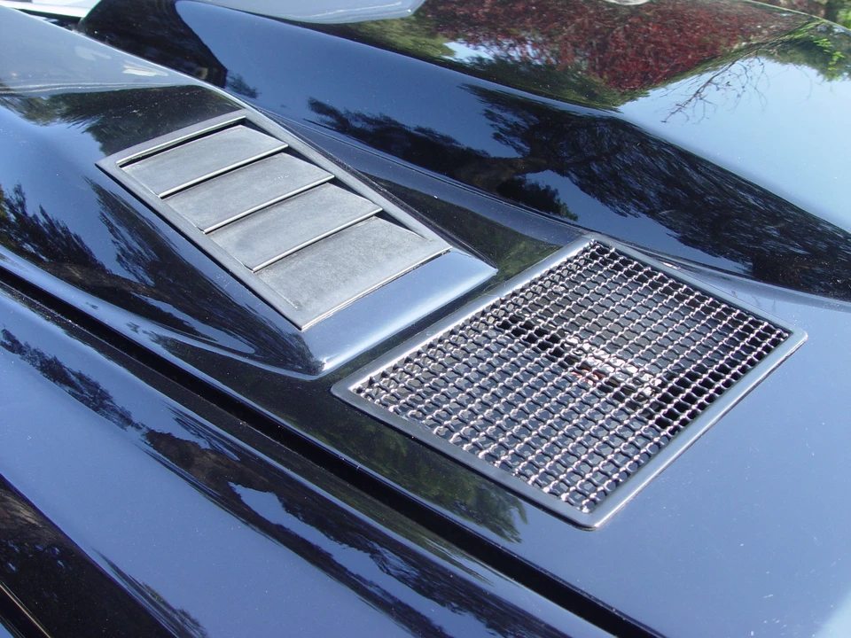 1992 Lamborghini LM002 - Image 3 of 5