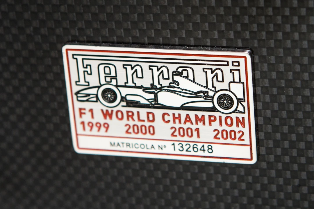 2004 Ferrari Enzo - Image 25 of 28