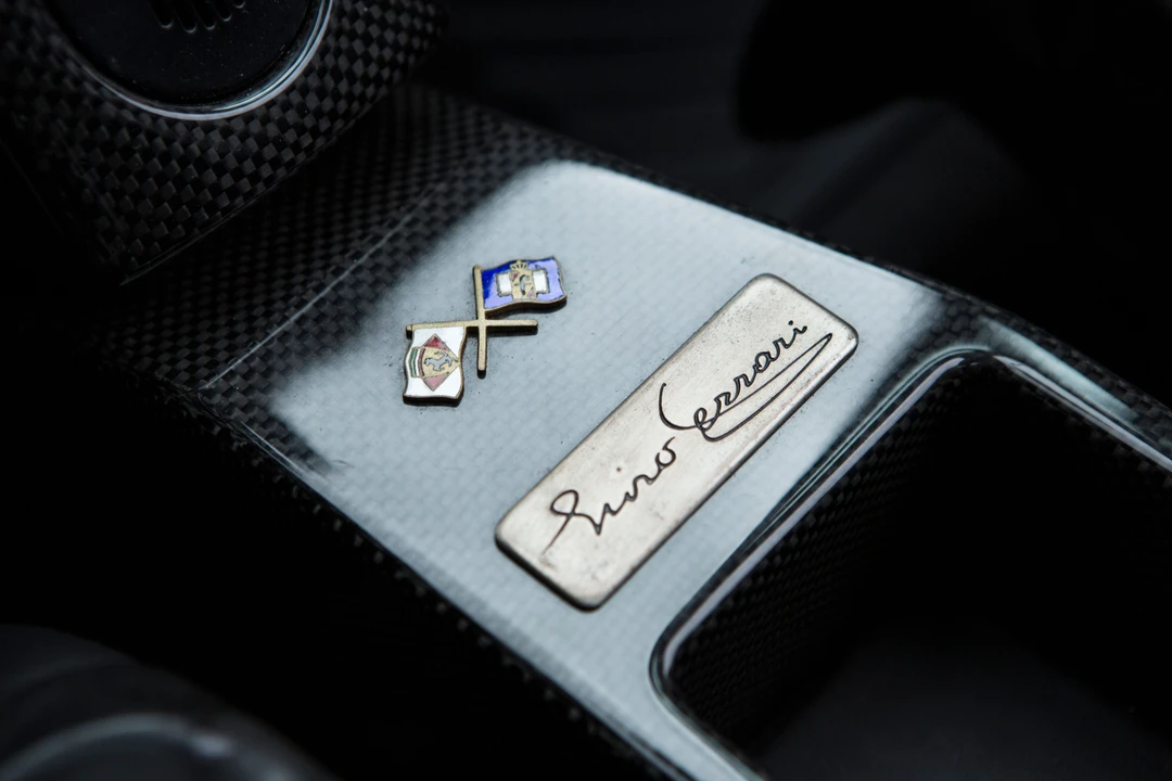 2004 Ferrari Enzo - Image 23 of 28