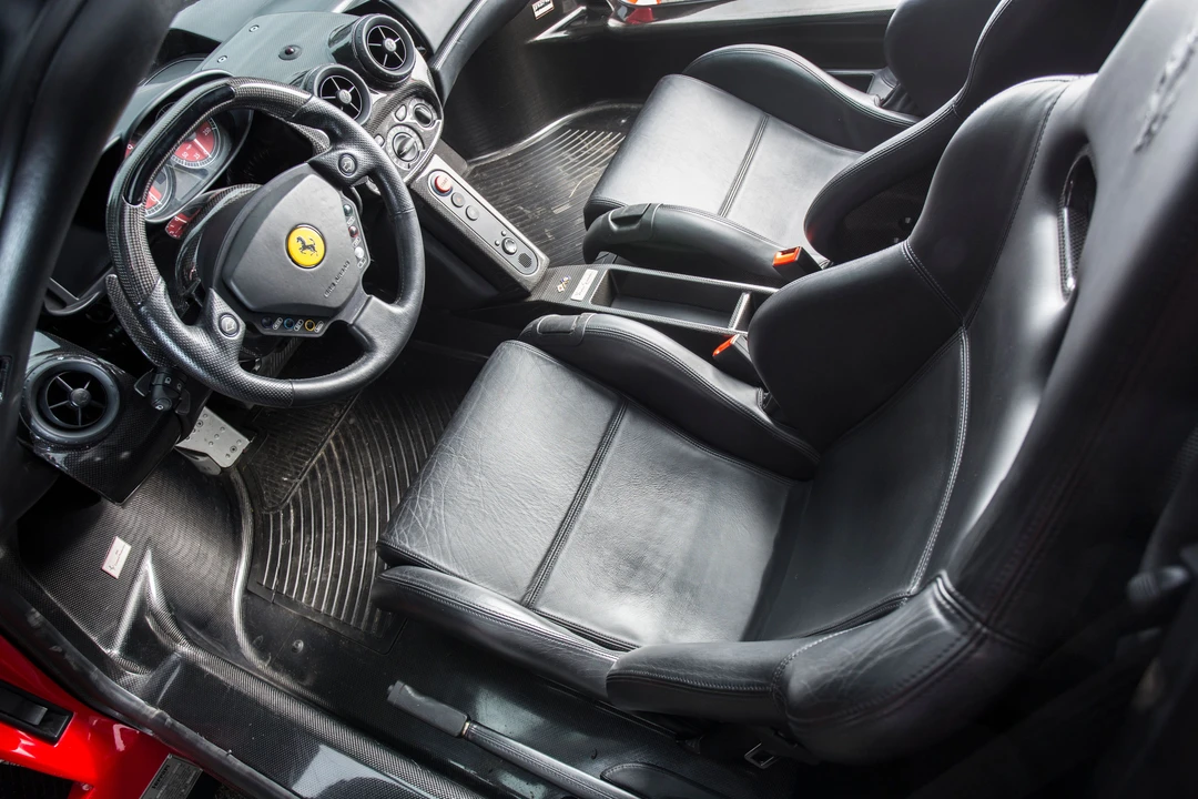 2004 Ferrari Enzo - Image 14 of 28