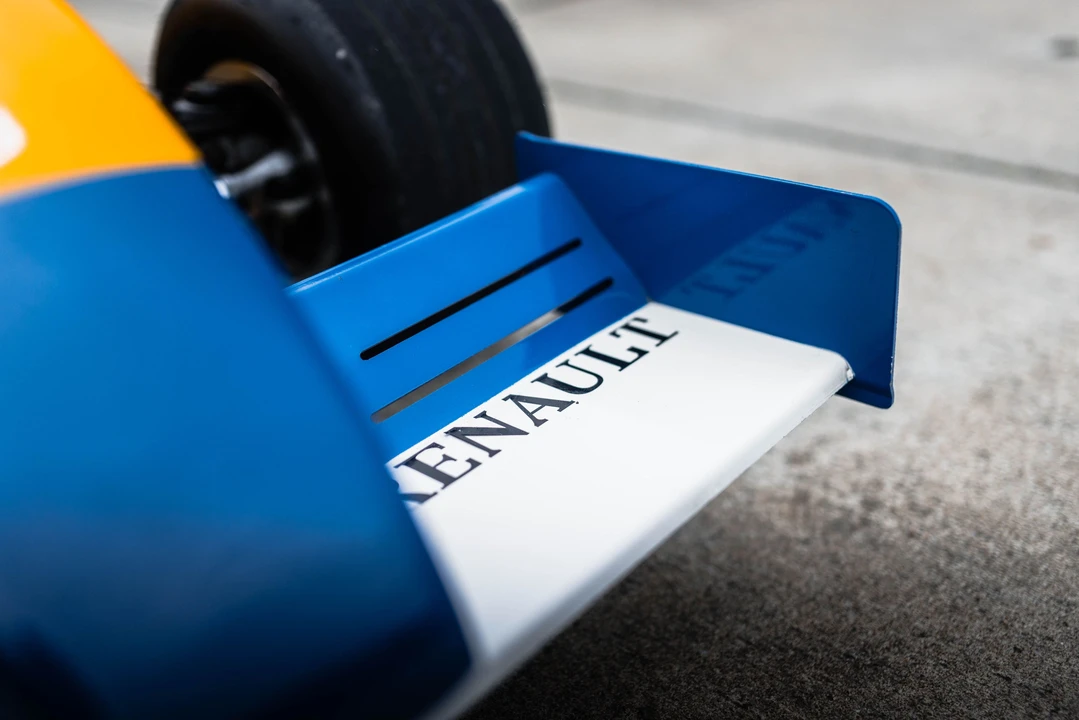 2004 Renault - Image 25 of 31