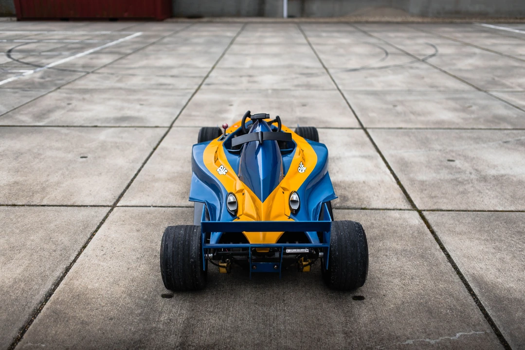 2004 Renault - Image 9 of 31