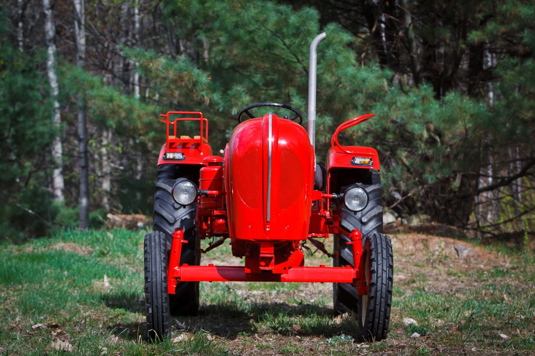 1963 Porsche Tractors - Image 4 of 10