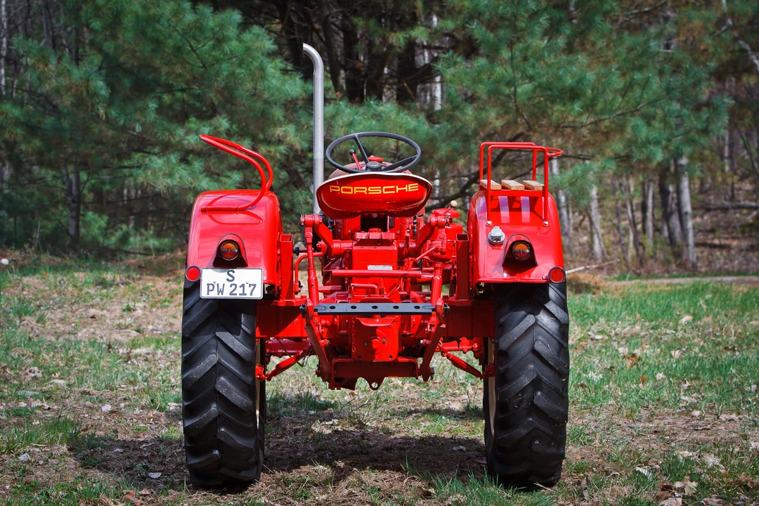 1963 Porsche Tractors - Image 2 of 10