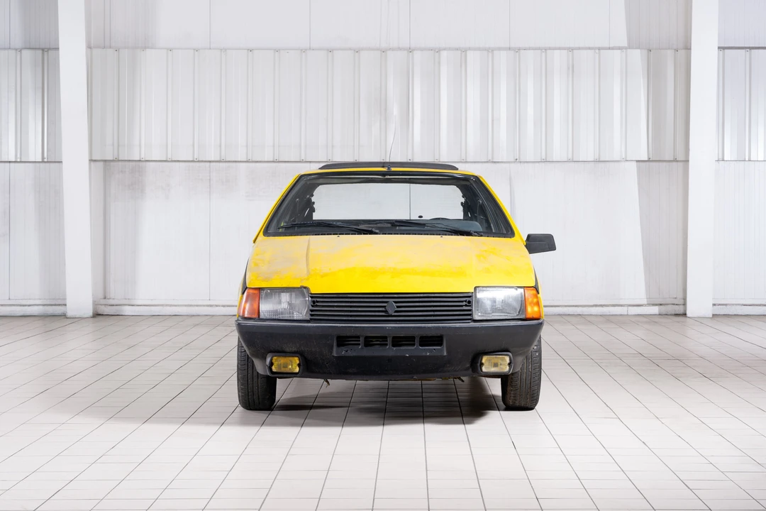 1982 Renault 5 - Image 2 of 24