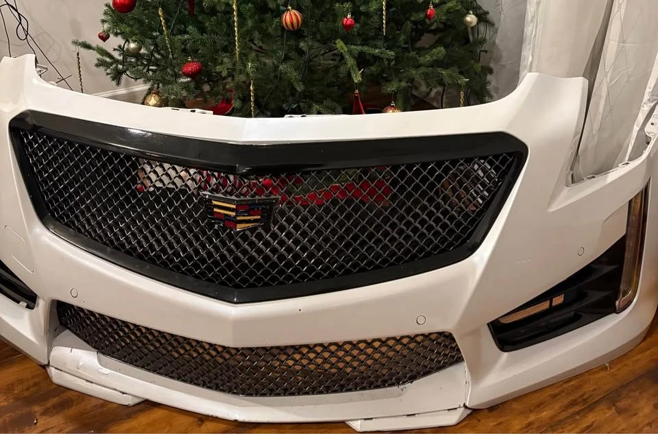 Cadillac CTS-V 3rd Gen - Image 3 of 4