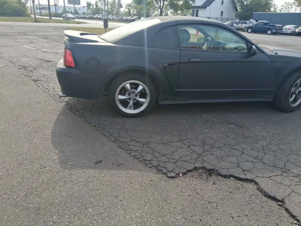 2000 Ford SN95 Mustang - Image 2 of 4