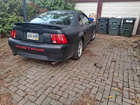 2000 Ford Mustang V6