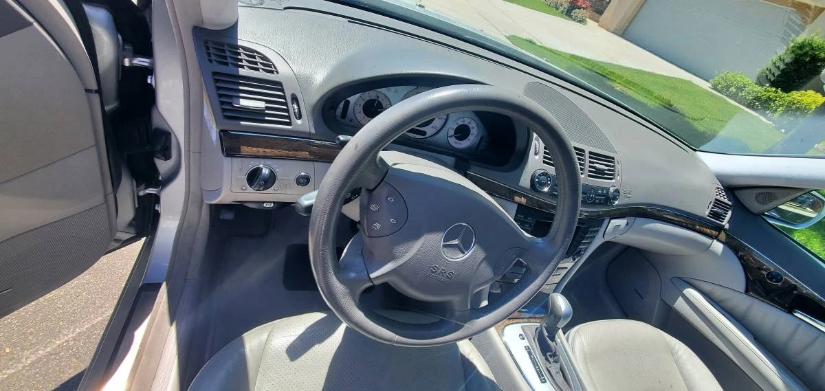 2005 Mercedes-Benz W211 E-Class - Image 2 of 5