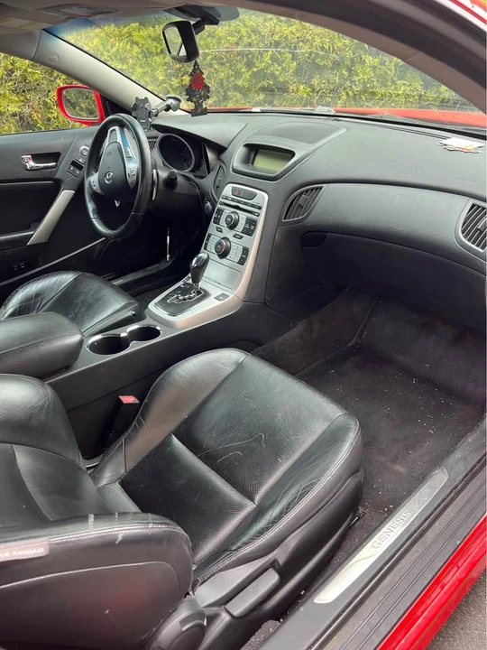 Hyundai Genesis Coupe - Image 6 of 7