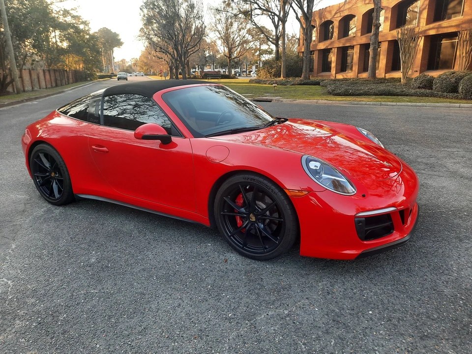 2018 Porsche 991 Targa 4 GTS - Image 10 of 15