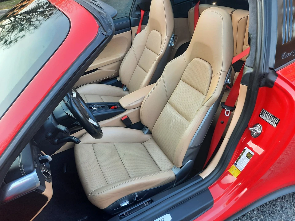 2018 Porsche 991 Targa 4 GTS - Image 13 of 15