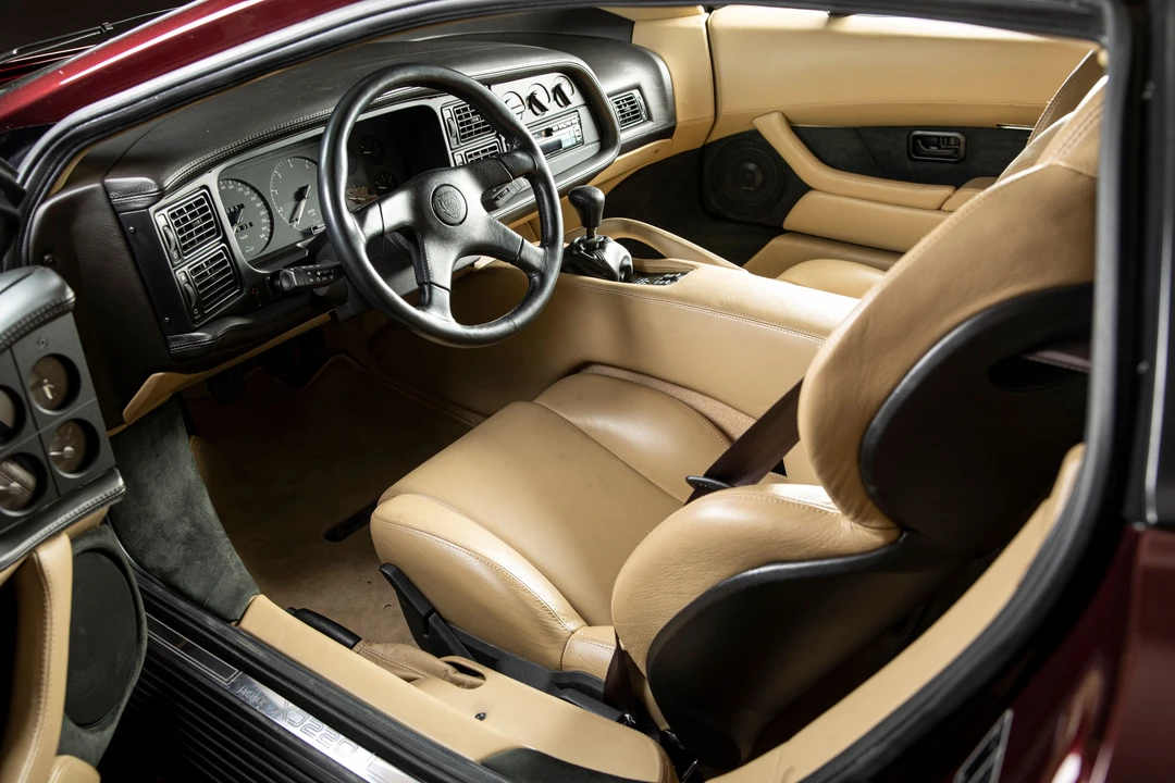 1993 Jaguar XJ220 - Image 23 of 29