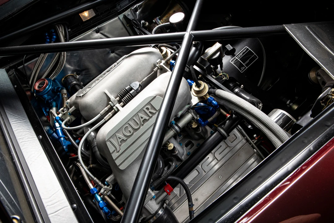 1993 Jaguar XJ220 - Image 7 of 29