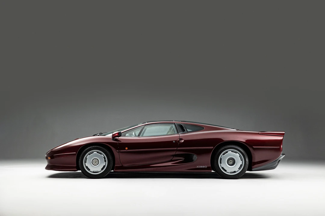 1993 Jaguar XJ220 - Image 4 of 29