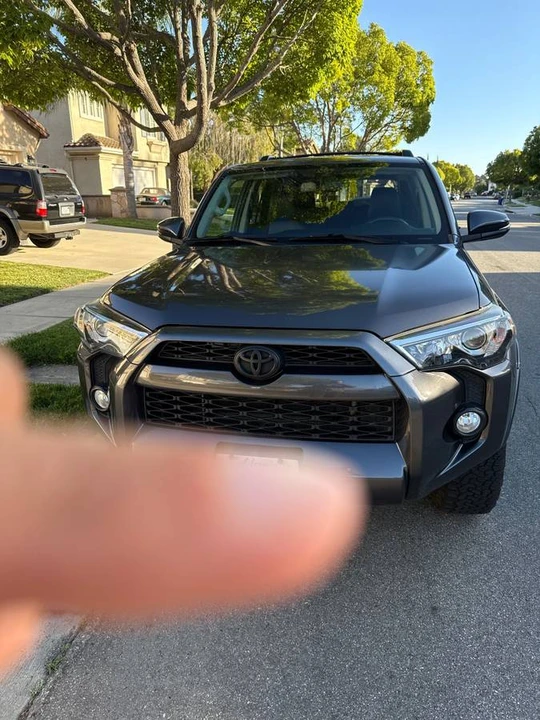 2019 Toyota 4Runner 5th Gen - Image 3 of 9