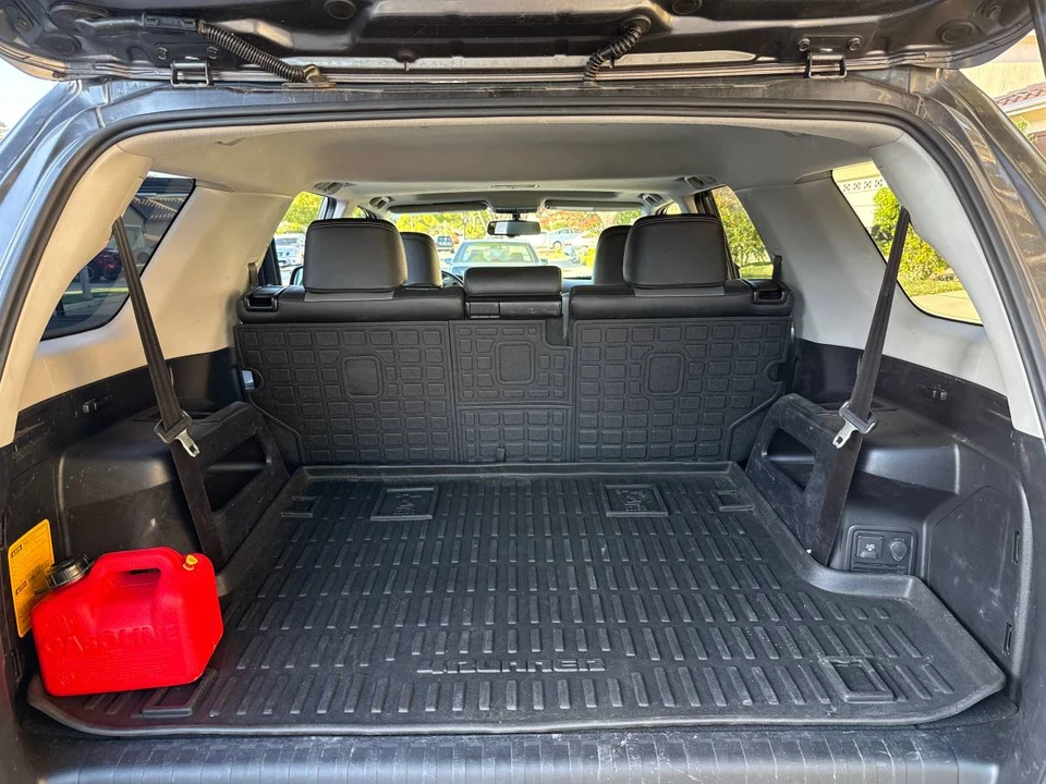 2019 Toyota 4Runner 5th Gen - Image 7 of 9