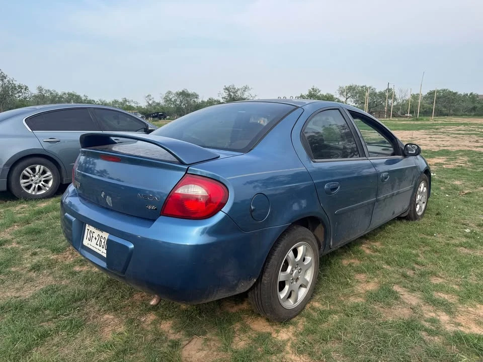 2003 Dodge Neon - Image 3 of 6