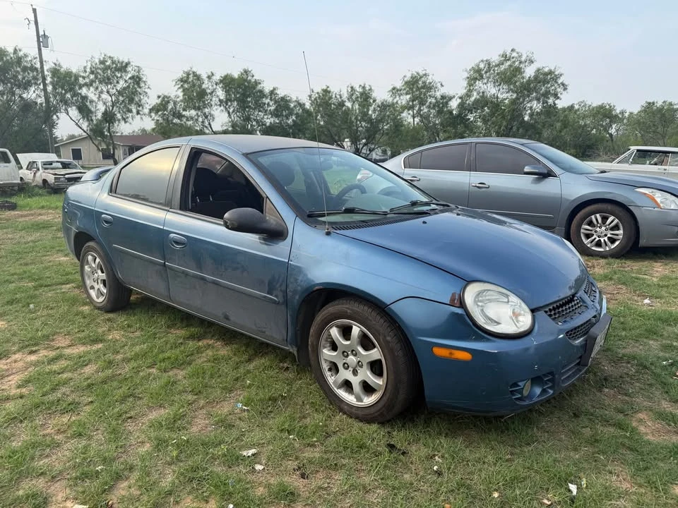 2003 Dodge Neon - Image 2 of 6