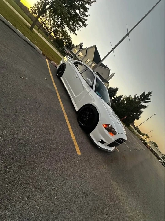 2011 Dodge Charger 7th Gen - Image 2 of 8