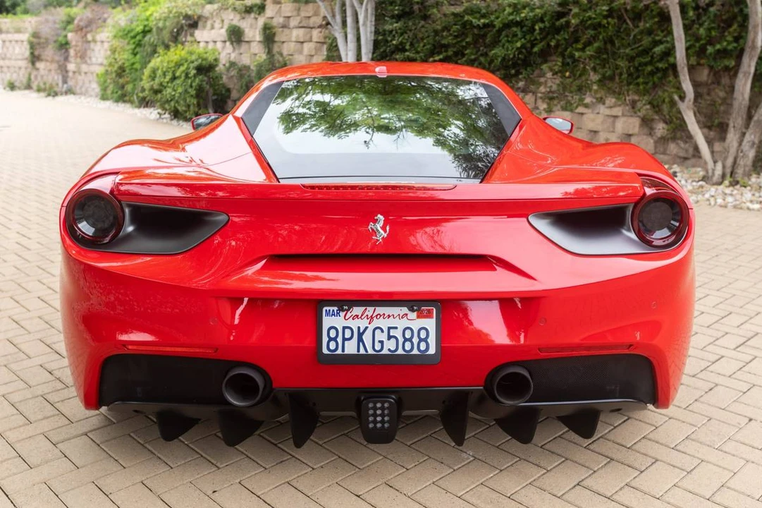 2018 Ferrari 488 GTB - Image 3 of 5