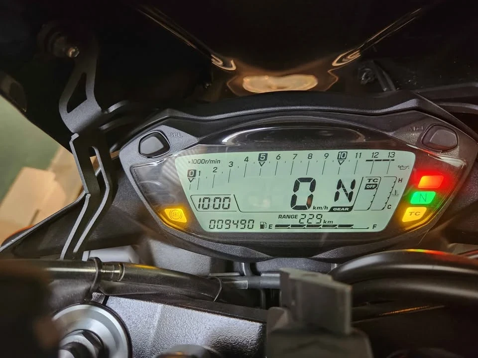 2023 Suzuki GSX - Image 4 of 4
