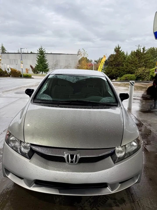 2009 Honda Civic 8th Gen - Image 6 of 8