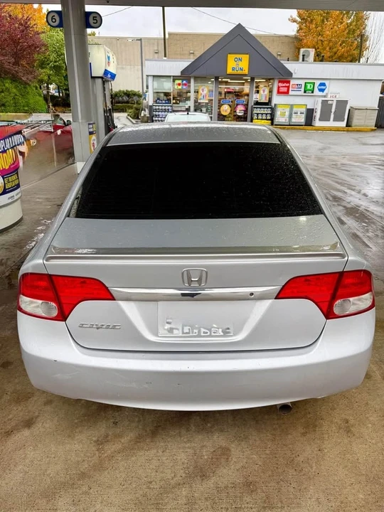2009 Honda Civic 8th Gen - Image 5 of 8