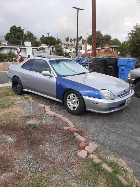 1998 Honda Prelude 5th Gen - Image 2 of 3