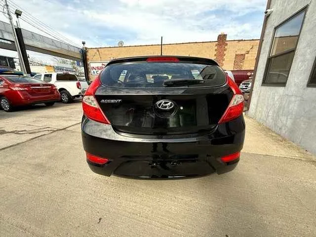 2012 Hyundai Accent - Image 5 of 9