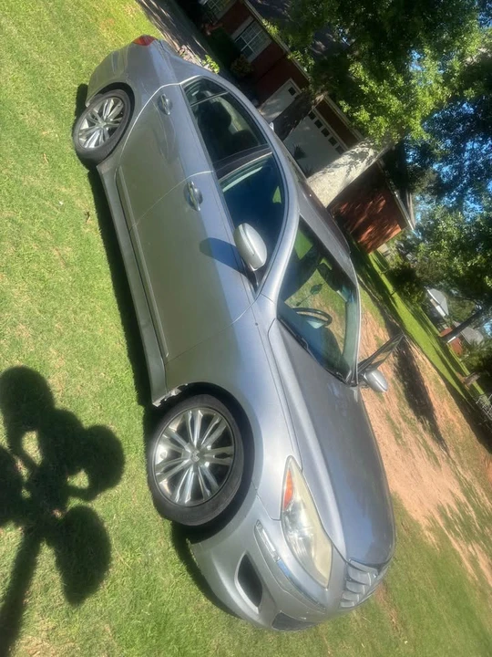 2013 Hyundai Genesis - Image 3 of 4