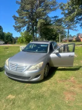 2013 Hyundai Genesis