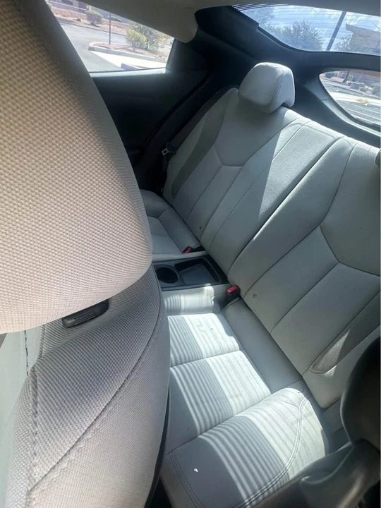 2012 Hyundai Veloster - Image 3 of 10