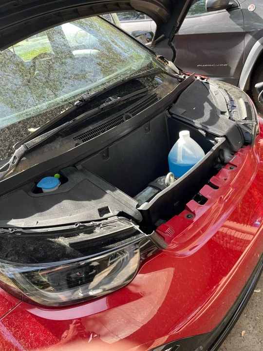2018 BMW i3 - Image 9 of 18