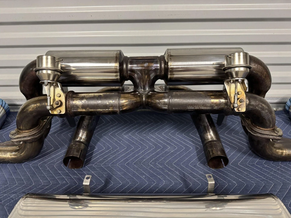 Parts & Memorabilia Mechanical Components - Image 2 of 5