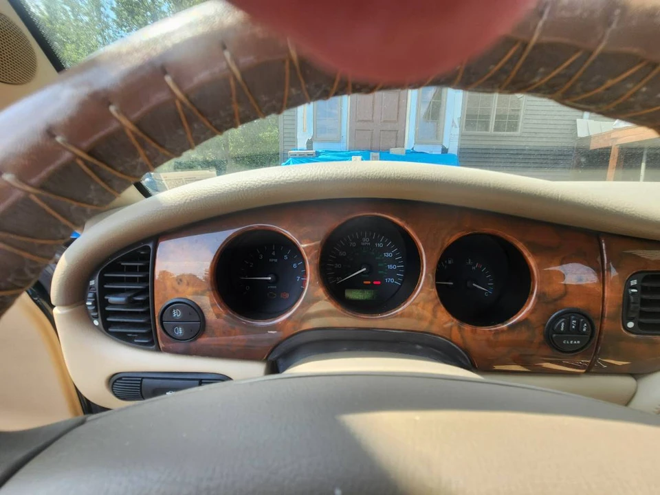 2001 Jaguar X308 XJ - Image 16 of 19